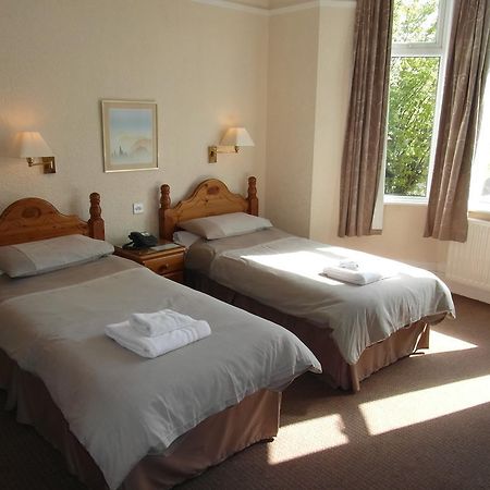Lisdoonie Hotel Barrow-in-Furness Екстериор снимка