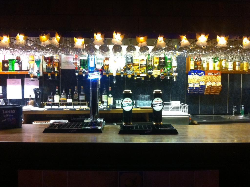 Lisdoonie Hotel Barrow-in-Furness Екстериор снимка