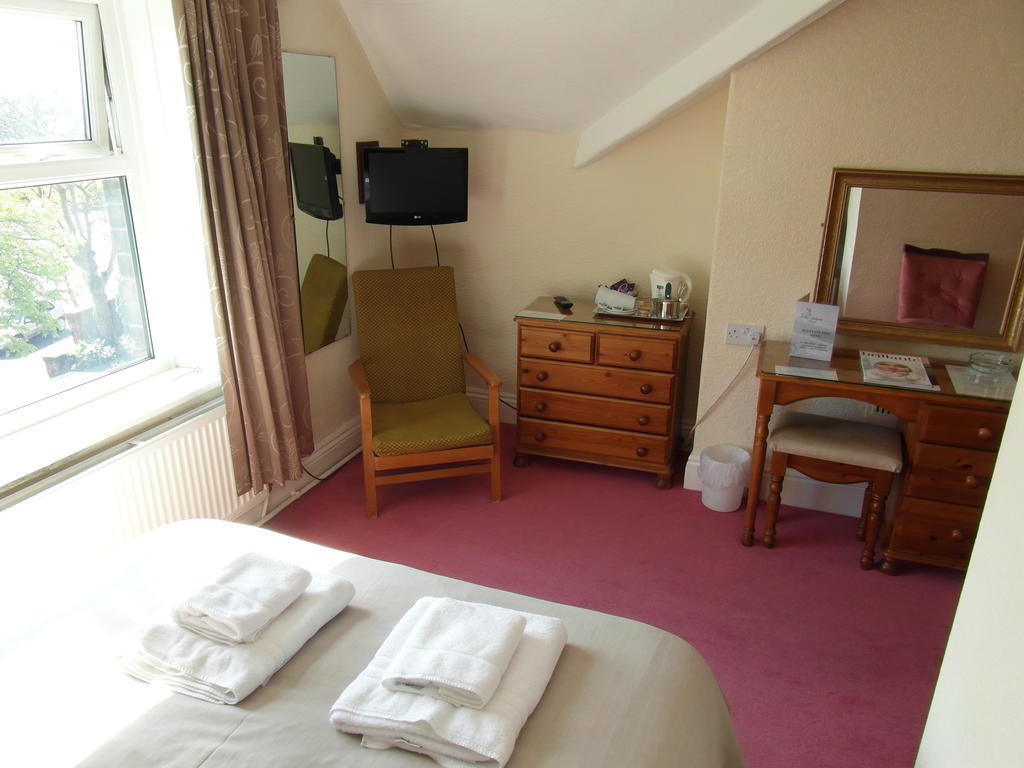 Lisdoonie Hotel Barrow-in-Furness Стая снимка